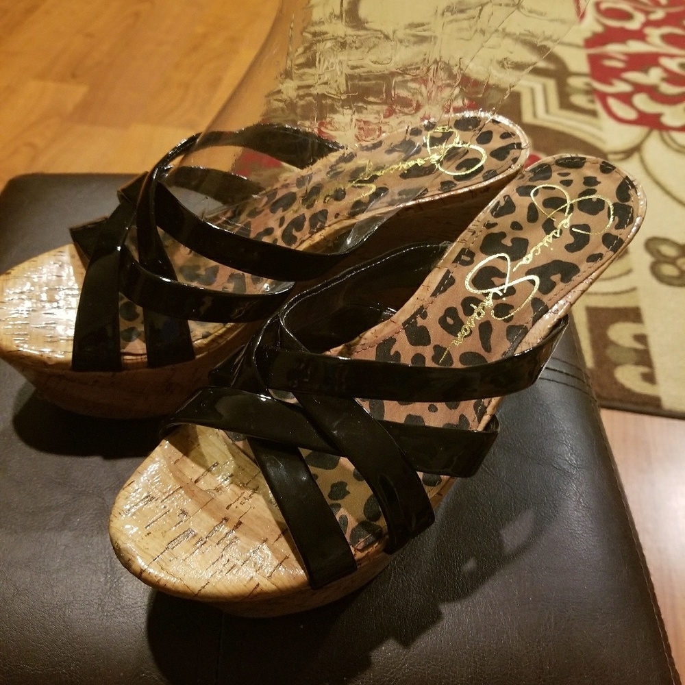 Jessica Simpson wedge 6 1/2